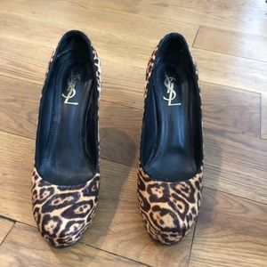 YSL cheetah pumps , size  38.5